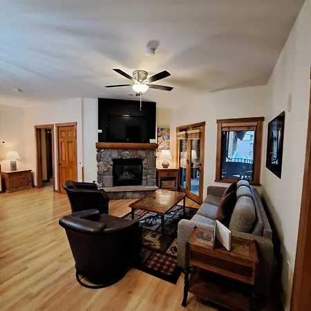 Beautiful 2Br In River Run - Kids Ski Free! Condo